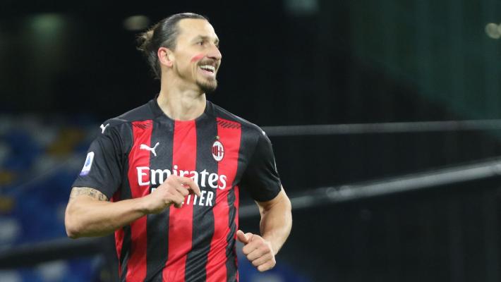 Doppietta di Ibra (che poi si fa male): il Milan sbanca Napoli