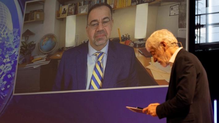 Il premio Nobel Acemoglu: «AI, l'Europa deve diventare più competitiva»