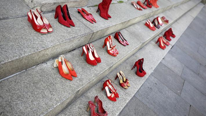 Uomini E DONNE marcino insieme