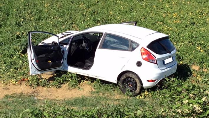 Auto si ribalta a Pilastro: grave un 43enne