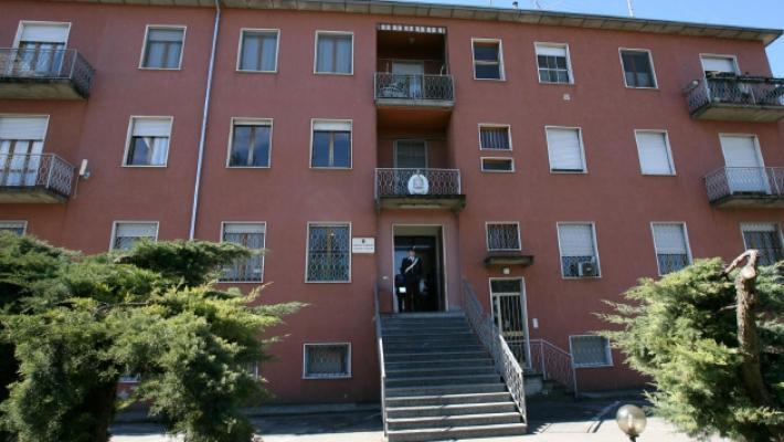 Fa spesa per 300 euro e paga solo 49 centesimi: arrestato