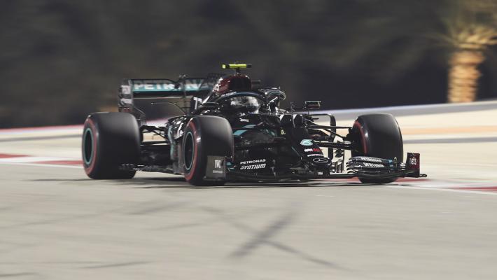 Bahrain: Bottas in pole, quarta la Ferrari di Leclerc 