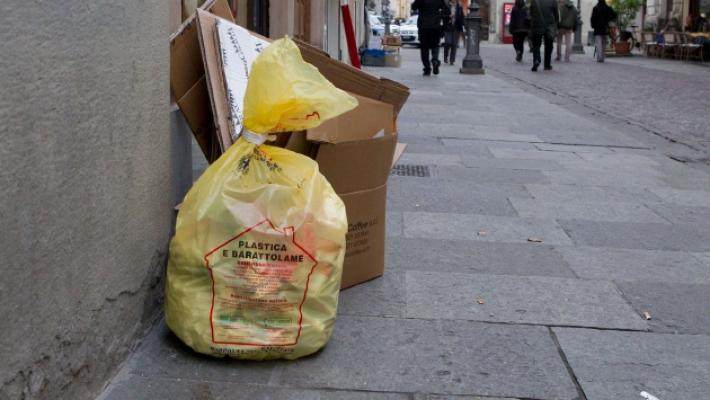 L'assessore: «Raccolta dei rifiuti: situazione disastrosa»
