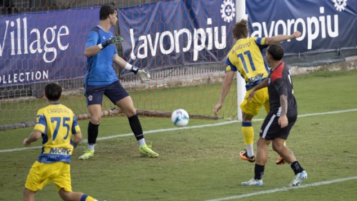 Parma, tris in rimonta alla Pro Vercelli