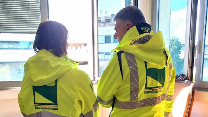 Falsi addetti della Regione minacciano sanzioni: il titolare dell'azienda non ci casca