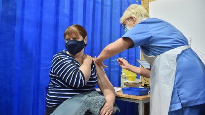 Covid: Canada, risarcimenti in caso reazioni gravi a vaccini