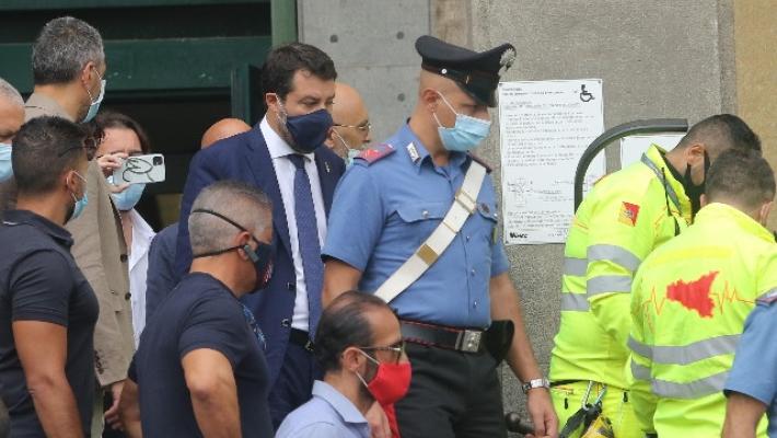 Salvini annuncia, parler&ograve; in aula su coinvolgimento governo