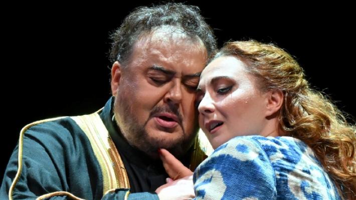 Il tenore Fabio Sartori apre il Festival Verdi: «La responsabilità di cantare Otello a Parma»