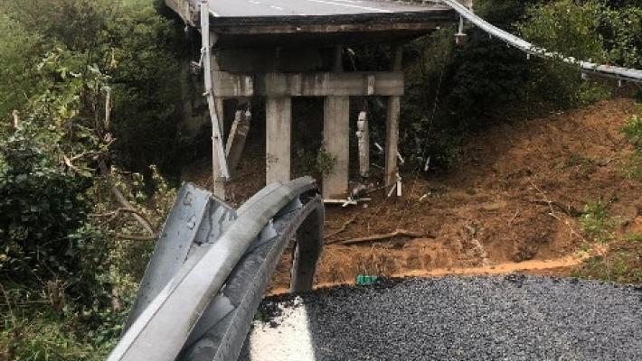 Il crollo del  viadotto senza responsabili