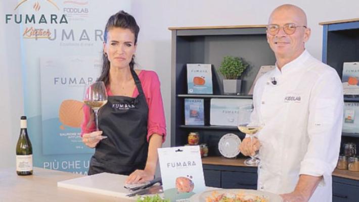 «Fumara kitchen», tante ricette e un protagonista: il salmone