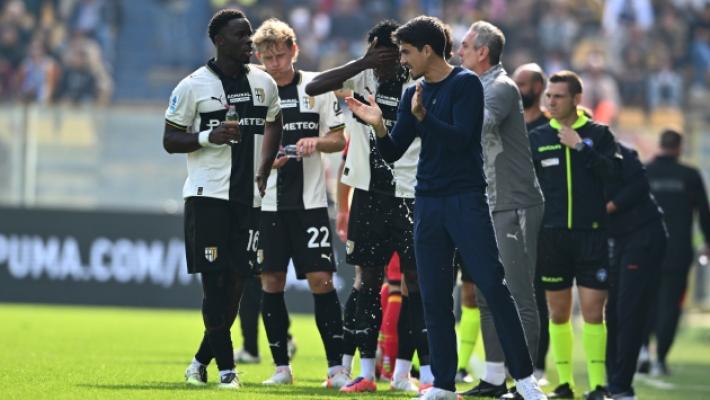 Parma, stessi punti di un anno fa. Ma problemi agli antipodi