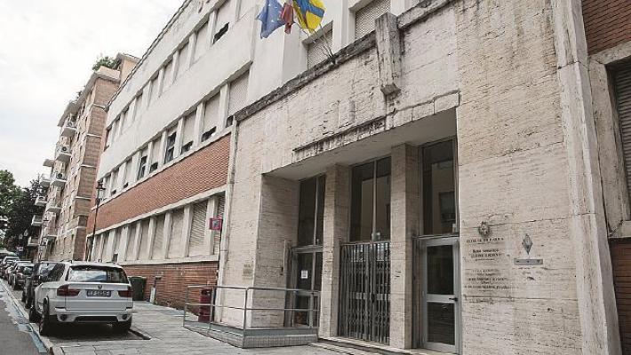 Il papà Lorenzo Frattini «L'Adorni? Grazie per averci dato una scuola di quartiere e multietnica»
