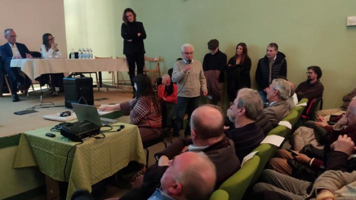 «No» corale al parco eolico