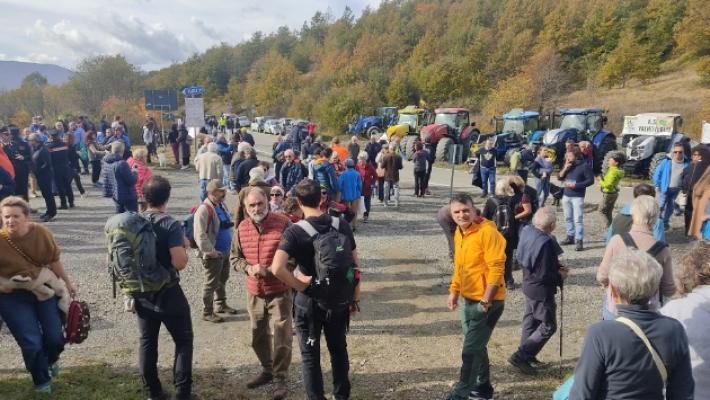 Sul Santa Donna per gridare «no» alle pale eoliche