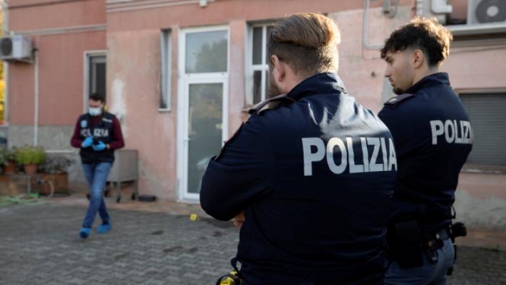 La molotov nella pasticceria di San Lazzaro, si analizzano i video cercando tracce degli attentatori