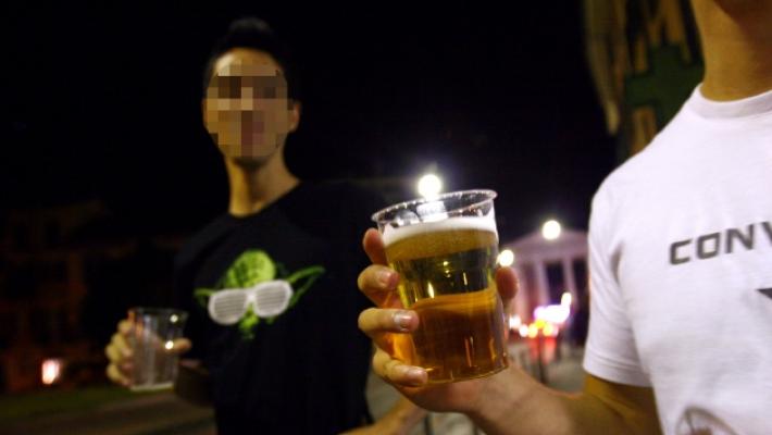 Alcolici a 16enni: multati un bar di via Mazzini e un market di via Garibaldi. Il sindaco Guerra: &laquo;L'alcol alimenta l'aggressivit&agrave;&raquo;