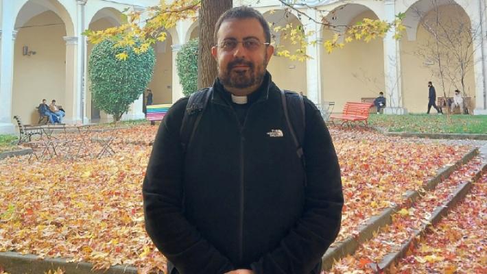 Fabrizio Di Michele, il diacono che studia giornalismo diventa sacerdote