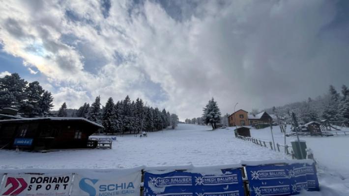 Quasi 20 centimetri a Schia, ma per ora non basta: impianti chiusi