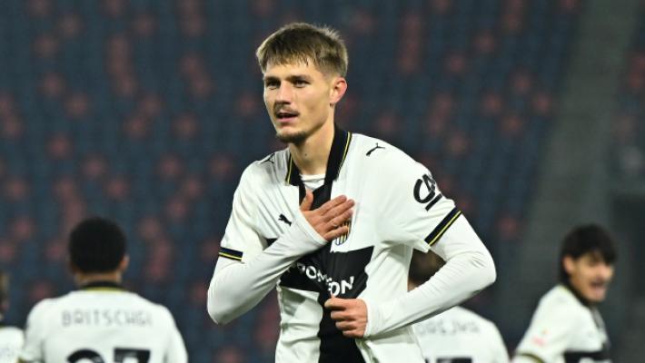 Le pagelle di Bologna-Parma: Benek spirito offensivo