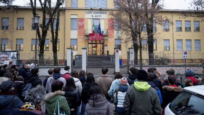 &laquo;Virgi sempre con noi. Qui non c'&egrave; spazio per odio e violenza&raquo;