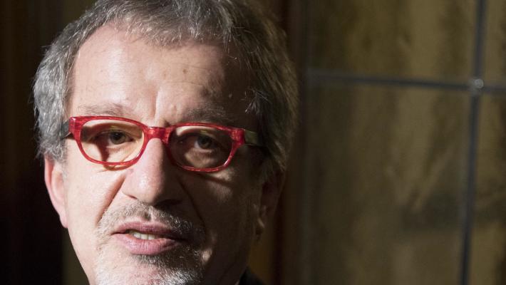 Malore per Maroni: ricoverato in ospedale