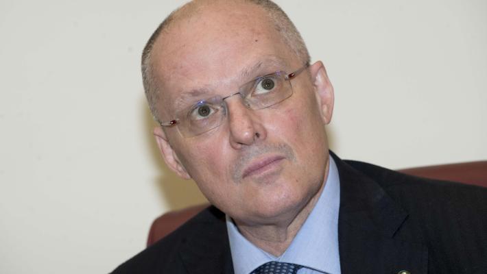 Ricciardi: "Serve un lockdown di un mese per facilitare la vaccinazione e proteggerla dalla variante inglese"