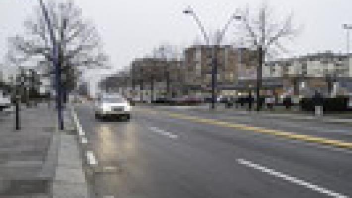 Viale Piacenza, pedone aggredisce i vigili