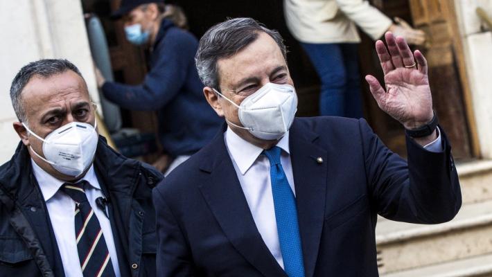 Al via le consultazioni: cresce l'appoggio per Draghi