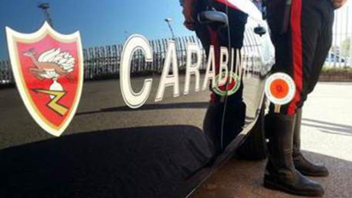 Marocchino prende a calci la moglie incinta dopo anni di maltrattamenti: arrestato