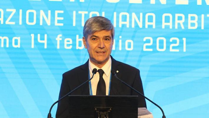 Incidente in A1 a Frosinone, paura e qualche frattura per il capo degli arbitri Trentalange