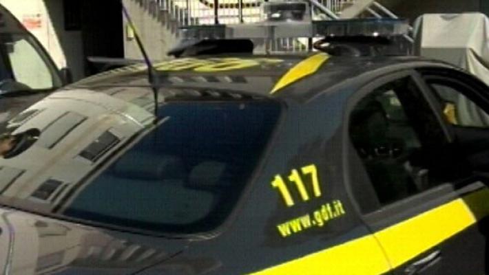 Reddito di  cittadinanza a un  condannato per mafia, 14 denunce