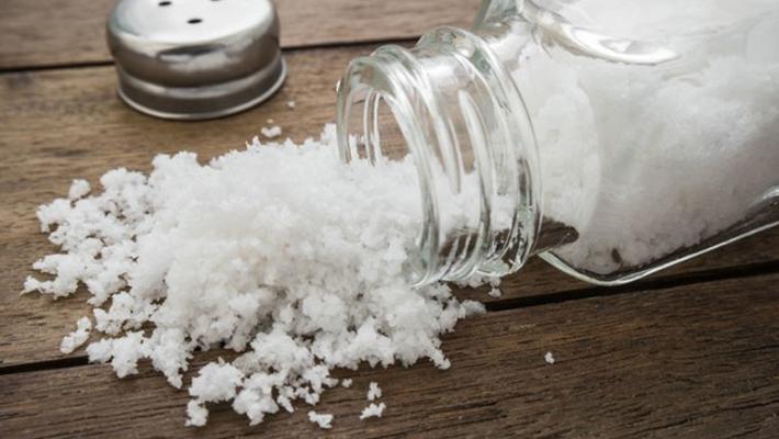 Anche pochi grammi di sale al giorno incidono sulla pressione
