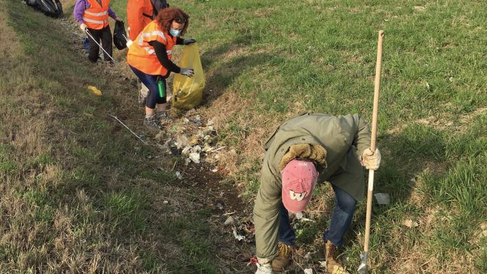Fossi più puliti grazie all'impegno dei volontari 