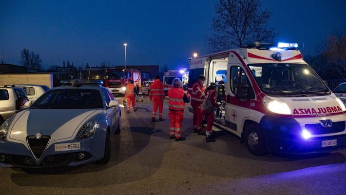 Il liquore si incendia. Due persone ricoverate con ustioni