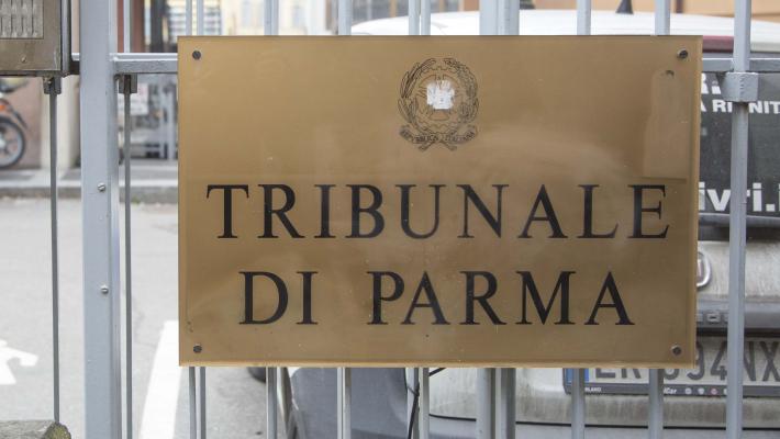 Esibizionista di Natale: 14 mesi di carcere e 12 di Rems