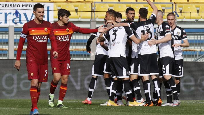Finalmente! Il Parma c'è: è vivo per la corsa salvezza, 2-0 alla Roma. Hernani: "Eravamo convinti di farcela: ci crediamo"