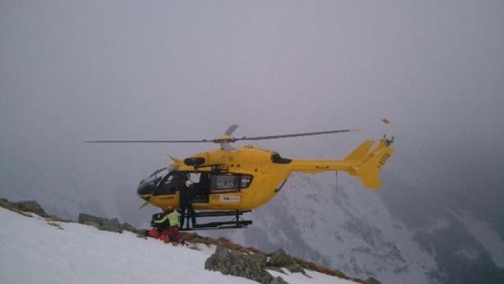 Valanga in Valle d'Aosta, morto uno scialpinista