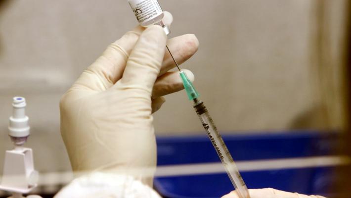 Vaccino, Figliuolo: "Entro 24 ore un milione di dosi alle regioni"