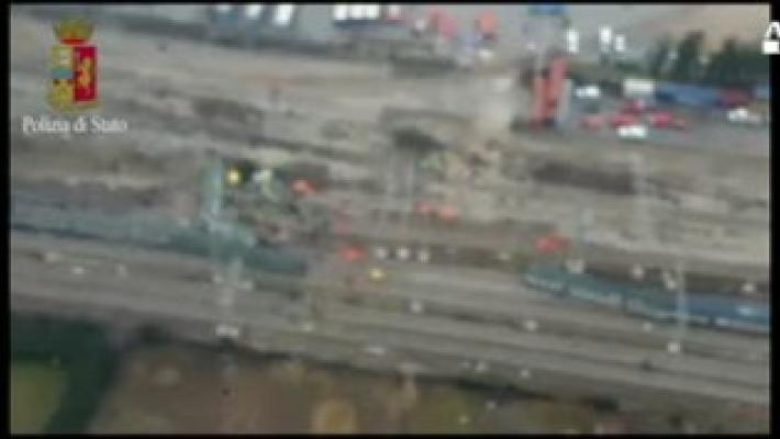 Treno deragliato: il disastro visto dall'alto
