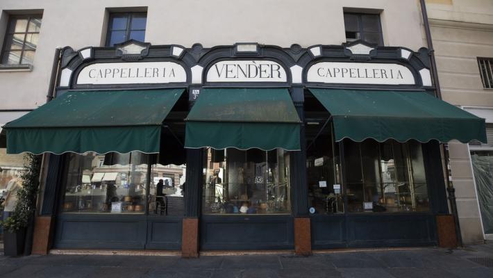 Ha chiuso la storica cappelleria Vender