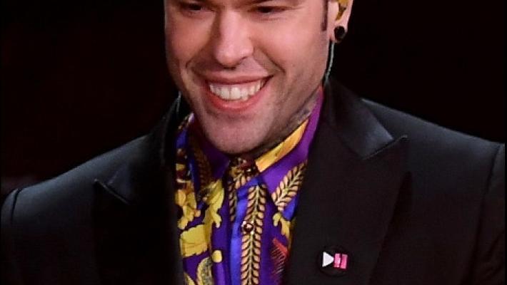 Vaccinazione della nonna, Fedez: 'Fontana e Moratti chiedano scusa'