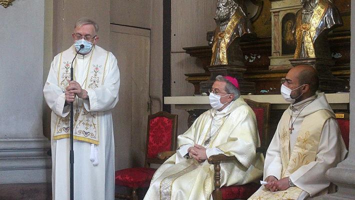 Don Gasparotto lascia, arriva padre Mario