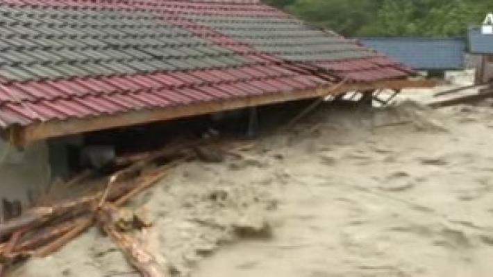 Inondazioni e frane in Nepal, bloccata famiglia italiana