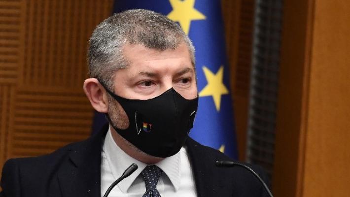 Omofobia: paragonò in un video Scalfarotto a Hitler, condannato