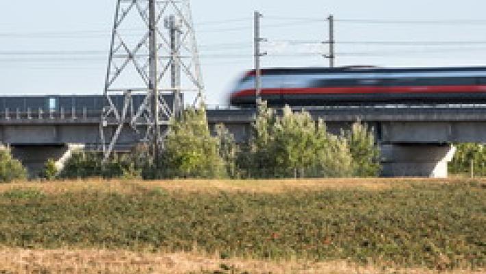 Fermata dell’alta velocità alle Fiere: Pizzarotti scrive al Ministro delle infrastrutture