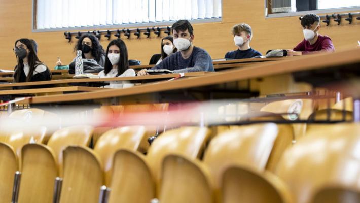 Il lavoro  che cambia e le lauree abilitanti