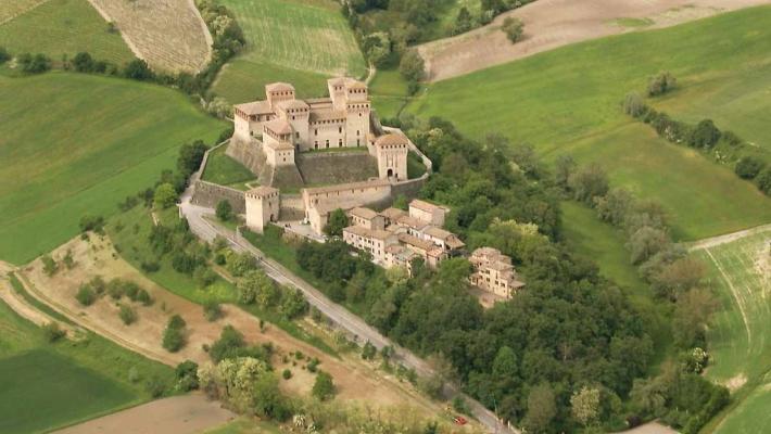Il castello di Torrechiara è aperto il 1° maggio: visite su prenotazione
