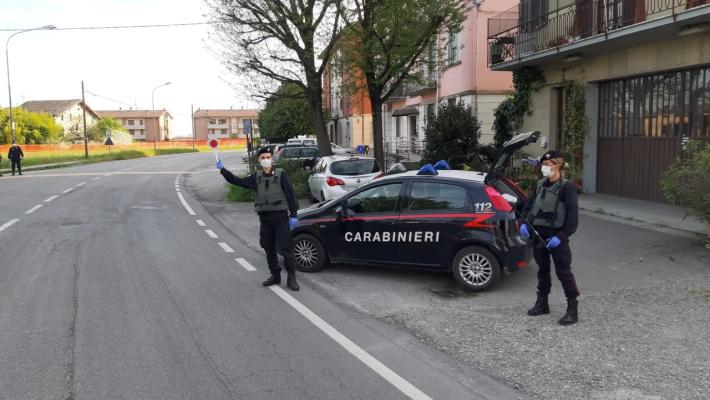 Nuove truffe online: due vittime e cinque denunciati. E continuano gli interventi per maltrattamenti in famiglia