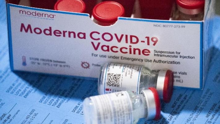 Dopo i test, il candidato vaccino di Moderna è efficace contro Omicron