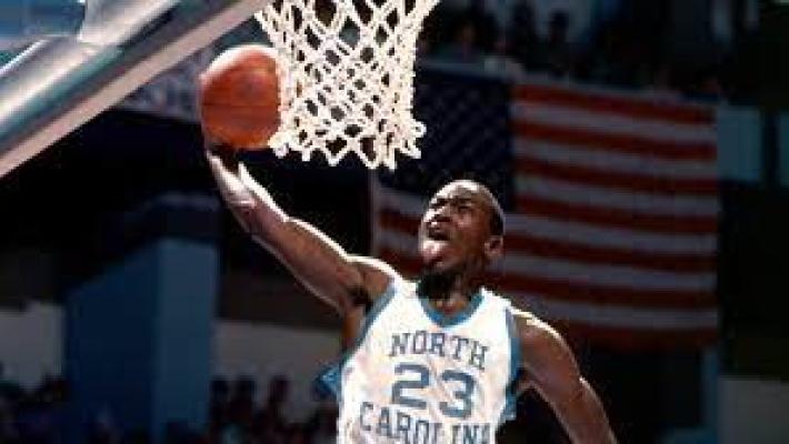 La maglia indossata da Michael Jordan battuta a 1,38 milioni